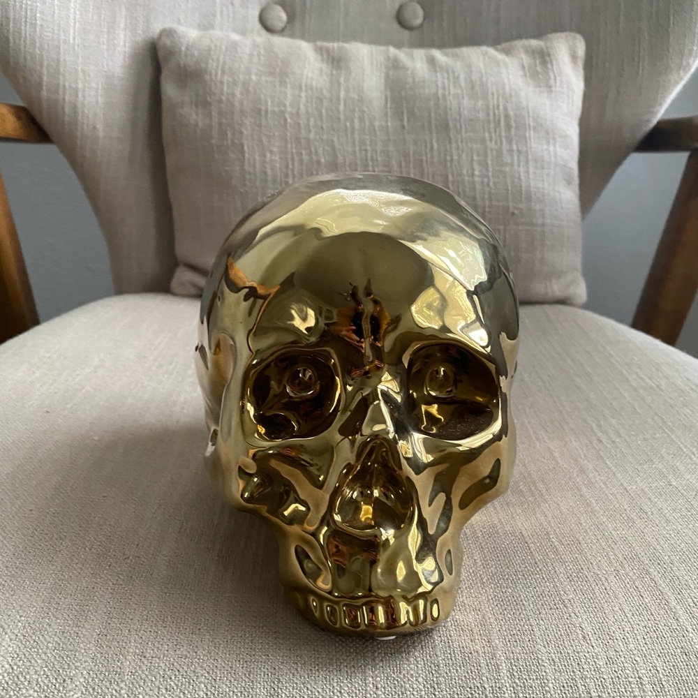 Gold skull